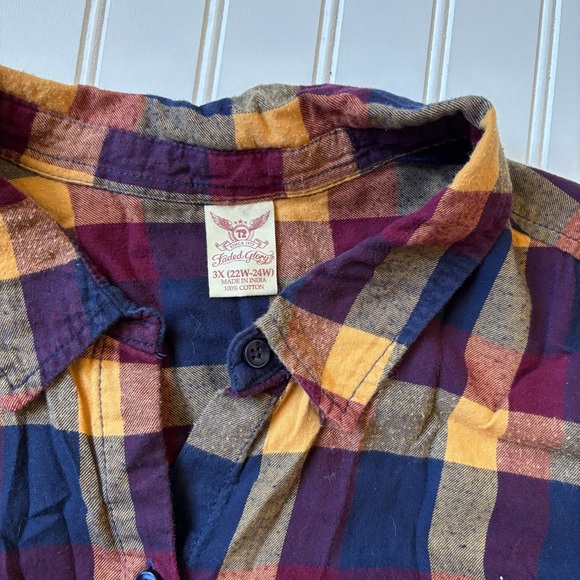 Button Up Shirt - Picture 2 of 2